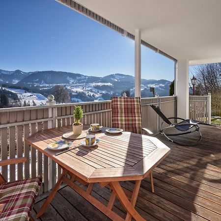 Haus "Bergblick" Ferienwohnung Falken Mit 1 Schlafzimmer Oberstaufen Exteriér fotografie