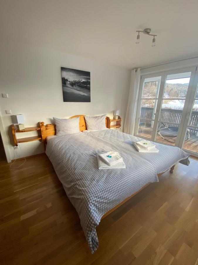 Haus "Bergblick" Ferienwohnung Falken Mit 1 Schlafzimmer Oberstaufen Exteriér fotografie